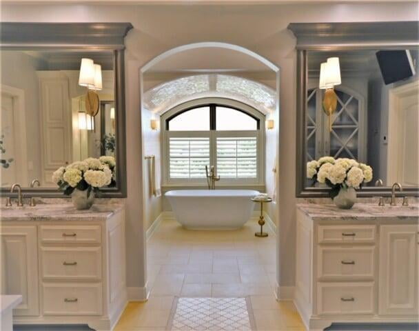 Marble, mosaic, vault ceiling, tub, shutters